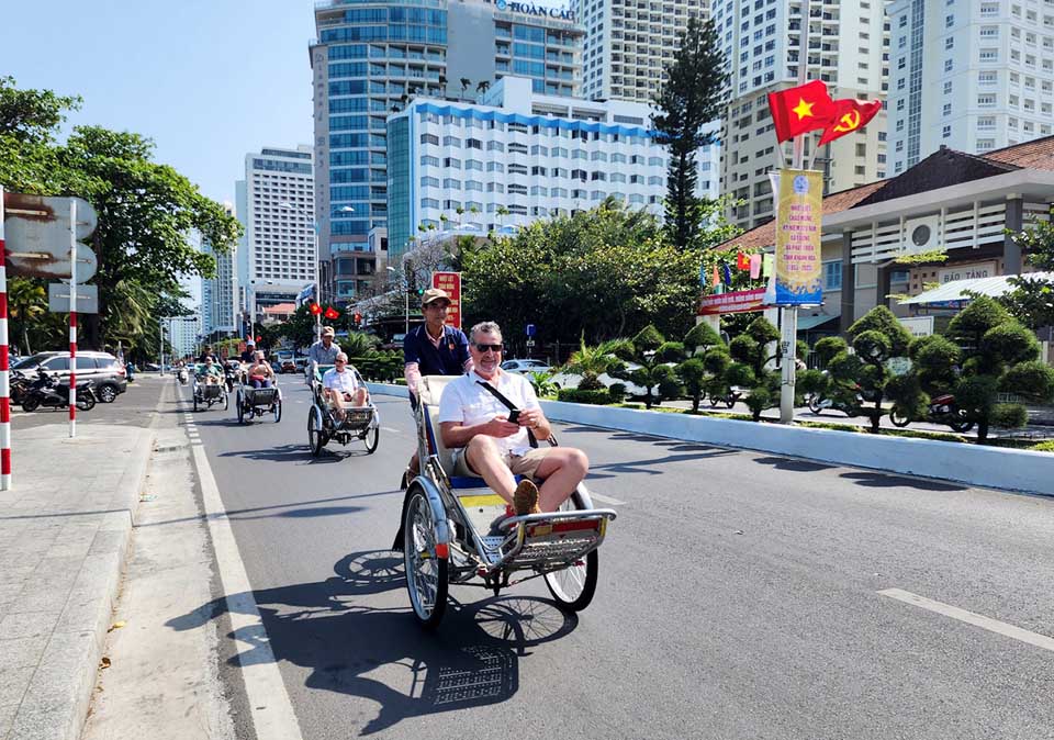 Cyclo In Vietnam